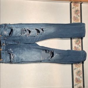 American Eagle tomgirl jeans